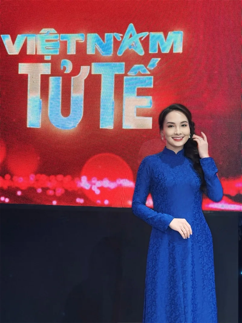 Bảo Thanh hát Về nhà đi con chạm đến trái tim khán giả