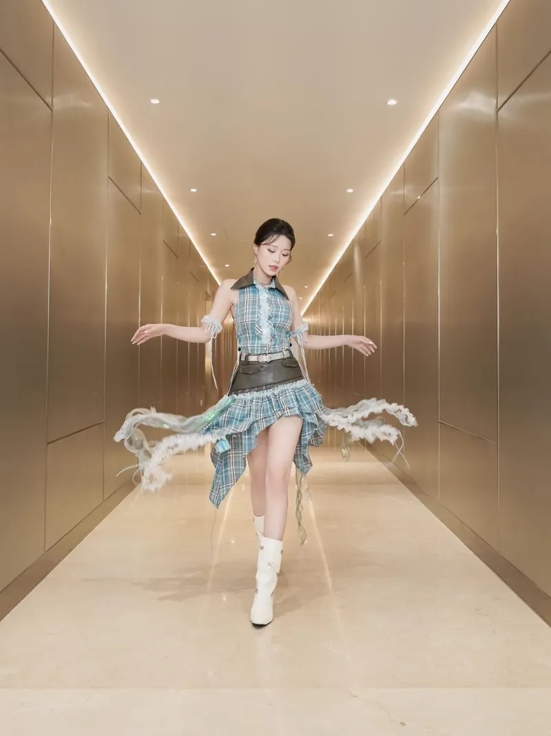 Lời bài hát Han Sara Lỡ yêu mất rồi trong ảnh lyric
