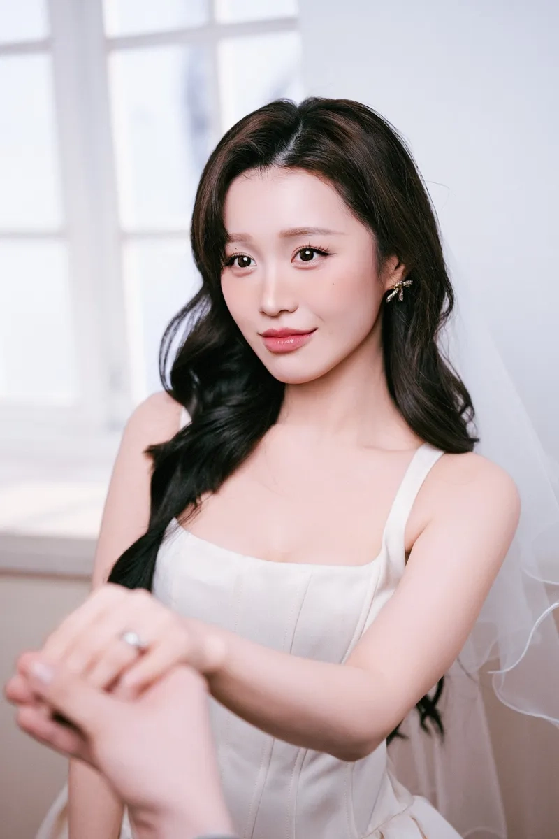 Phim của Han Sara qua ảnh vai diễn học đường
