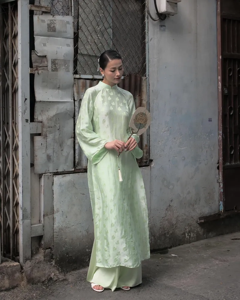 Hoa hậu Phương Khánh miss earth tỏa sáng trên đấu trường quốc tế