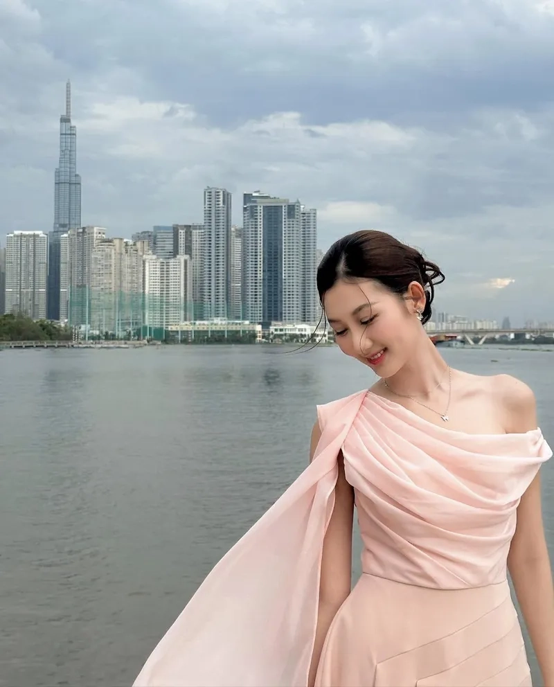 Lý lịch Võ Lê Quế Anh tiết lộ quá trình chinh phục ngôi hậu