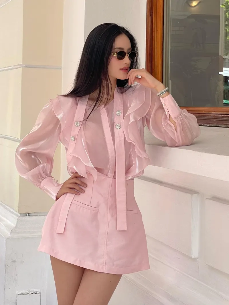 Hoa hậu Ý Nhi phát ngôn gây chú ý sau đăng quang