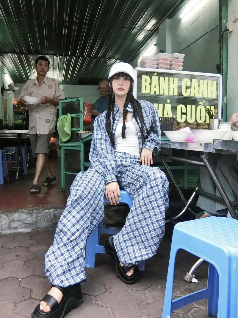 Juky San tên thật là gì qua ảnh đời thường giản dị