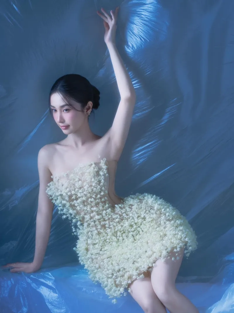 Jun Vũ Sao Nhập Ngũ qua ảnh quân đội mạnh mẽ
