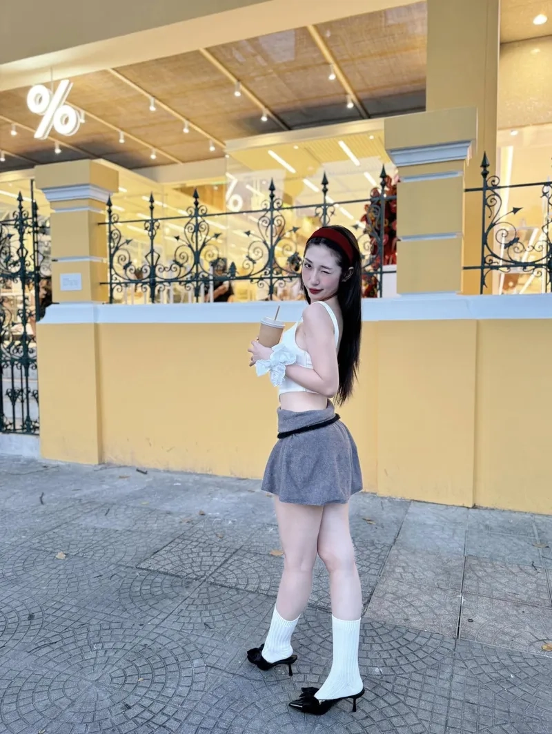 Khổng Tú Quỳnh quê ở dâu câu chuyện về quê hương cô