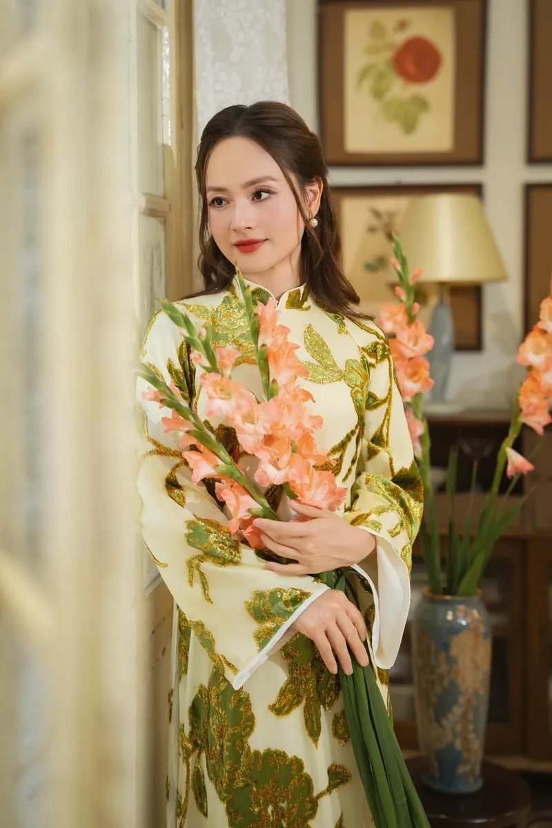 Lan Phương chiều cao gây tò mò với số đo lý tưởng