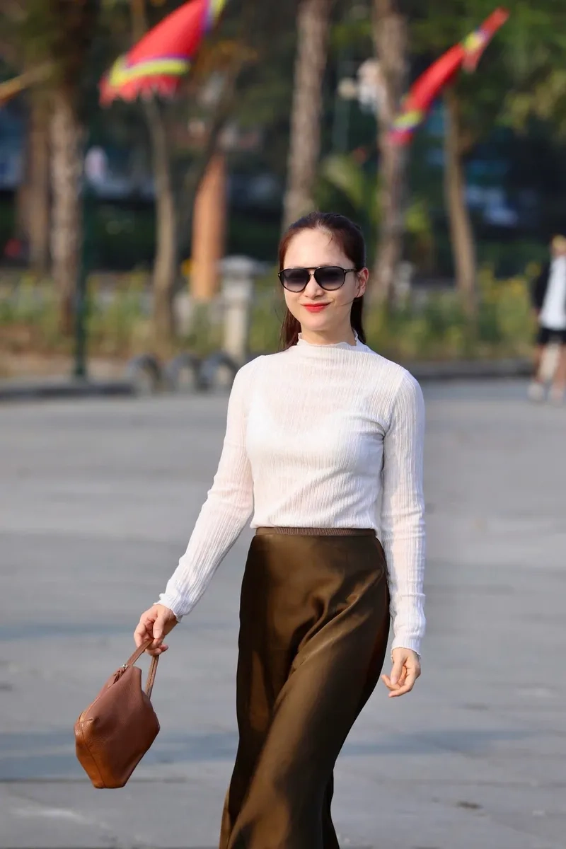 Tò mò Lan Phương là ai? Khám phá hành trình của cô