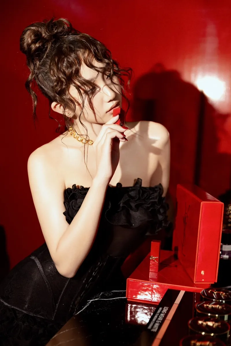 Kết nối với Lê Thị Khánh Huyền Facebook để xem tin hot