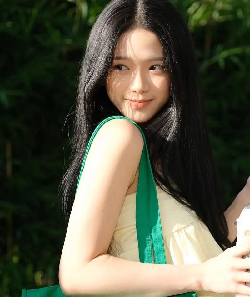 Ngày sinh Linh Ka và những điều thú vị về cô