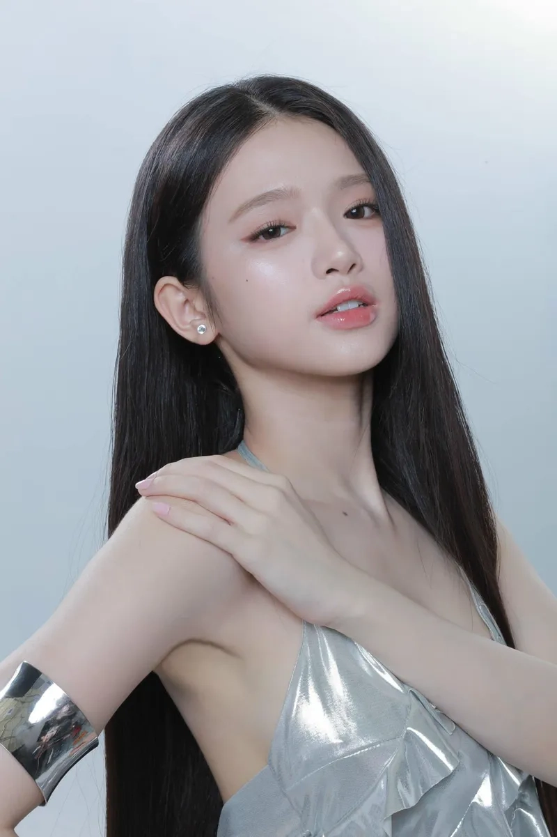 Linh Ka livestream và những câu chuyện thú vị