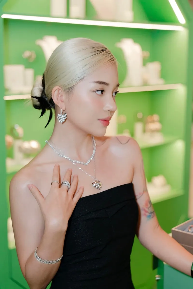 Linh Ngọc Đàm ngày nơi sinh khám phá quê hương cô nàng