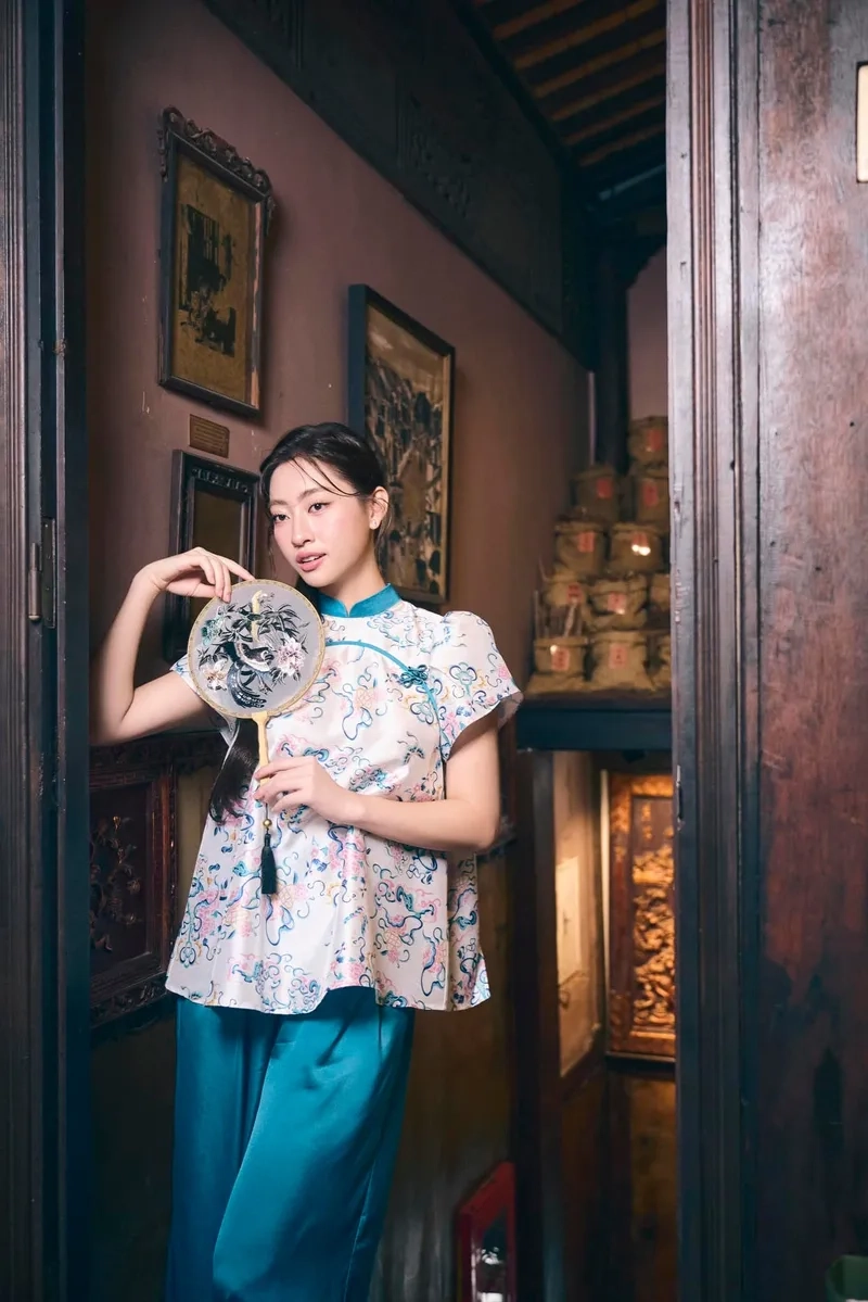 HH Lương Thùy Linh hình ảnh đời thường