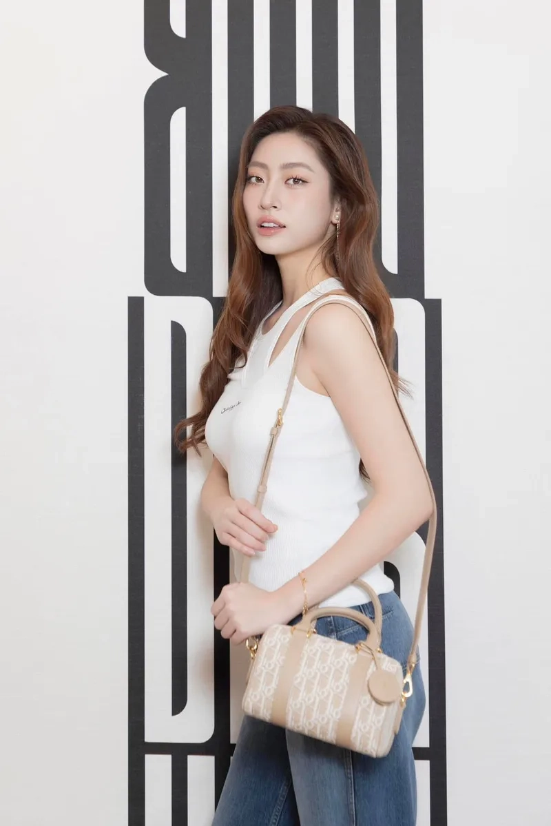 Hoa hậu Cao Bằng Lương Thùy Linh quê hương