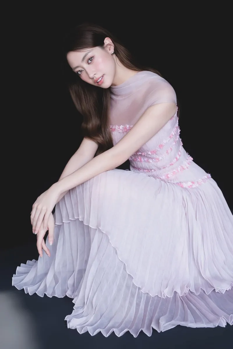 Hoa hậu Lương Thùy Linh Miss World clip phỏng vấn