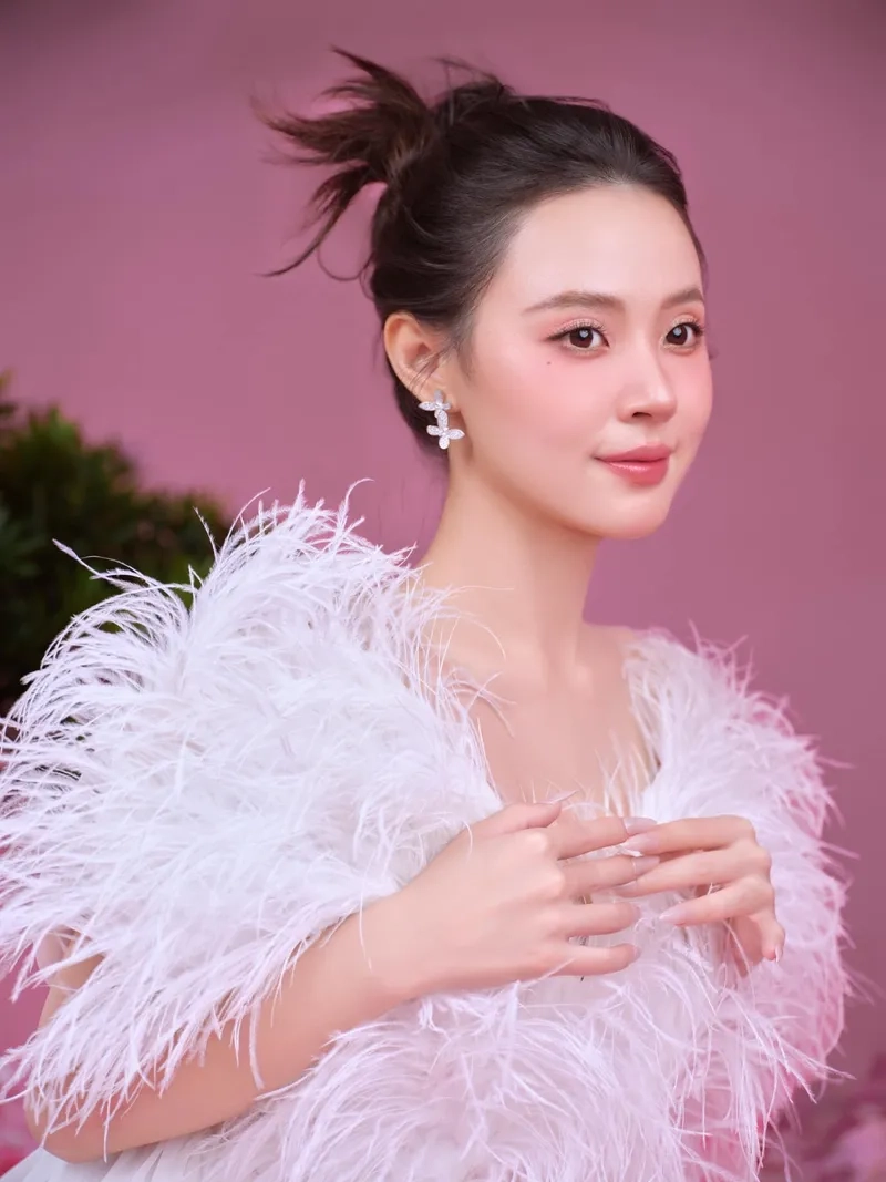 Midu sinh năm bao nhiêu? Hé lộ tuổi thật của mỹ nhân không tuổi
