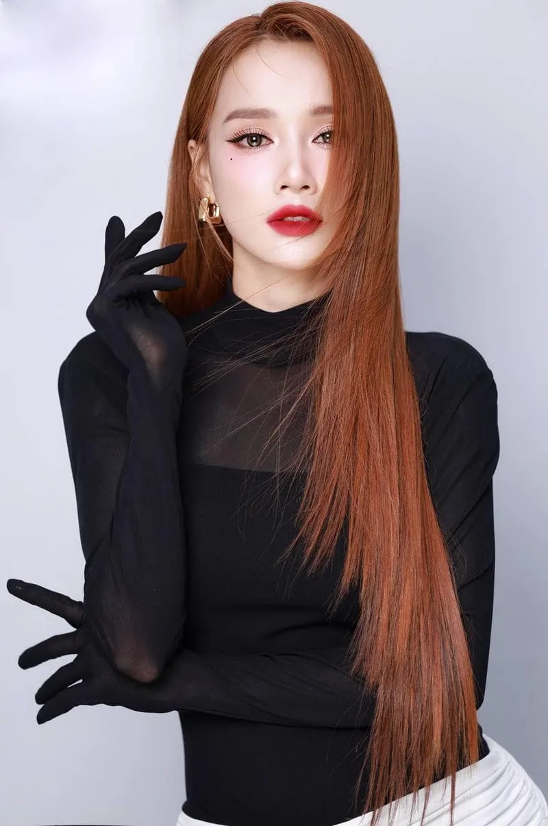 Khám phá Nabi Nhã Phương và hành trình làm mẹ đầy cảm xúc