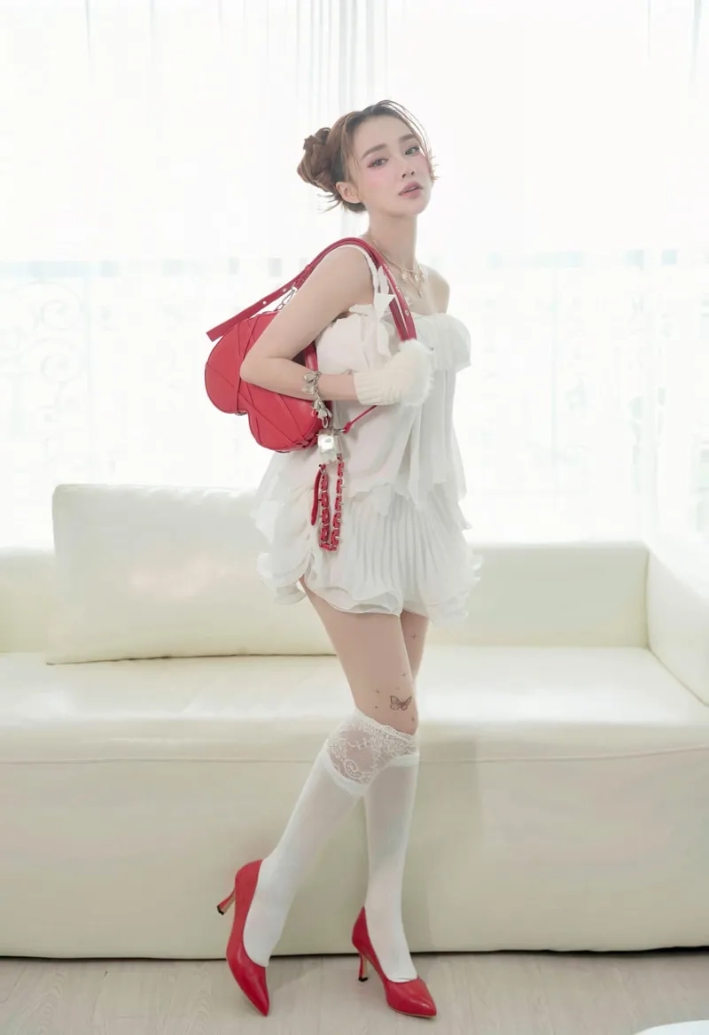 Nhã Phương sinh năm nào khiến fan bất ngờ