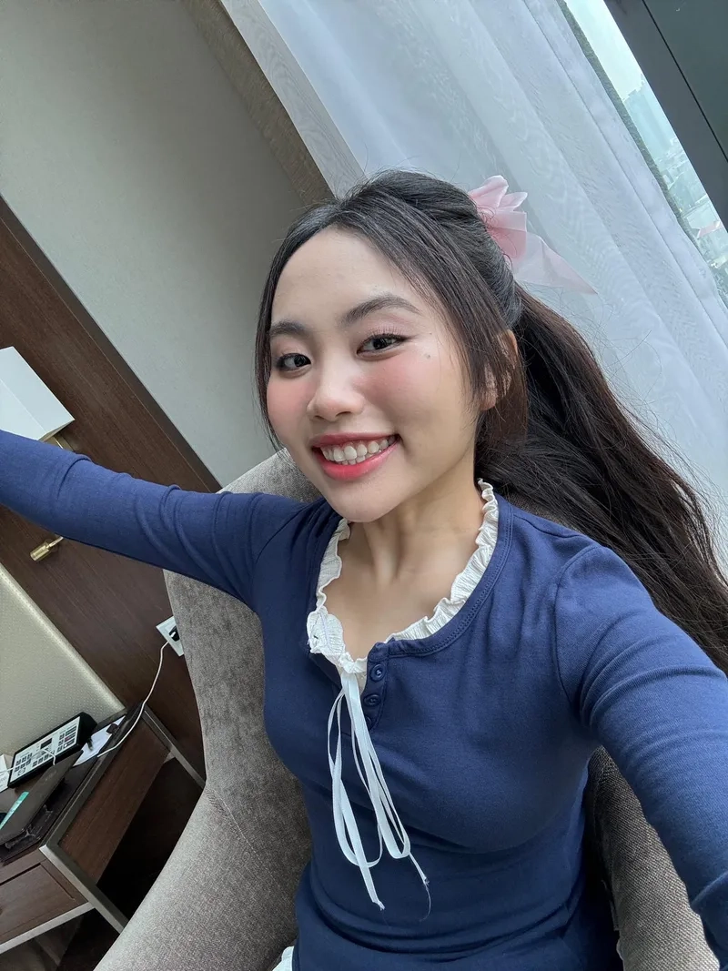 Khám phá tiểu sử Phương Mỹ Chi từ cô bé dân ca đến ngôi sao