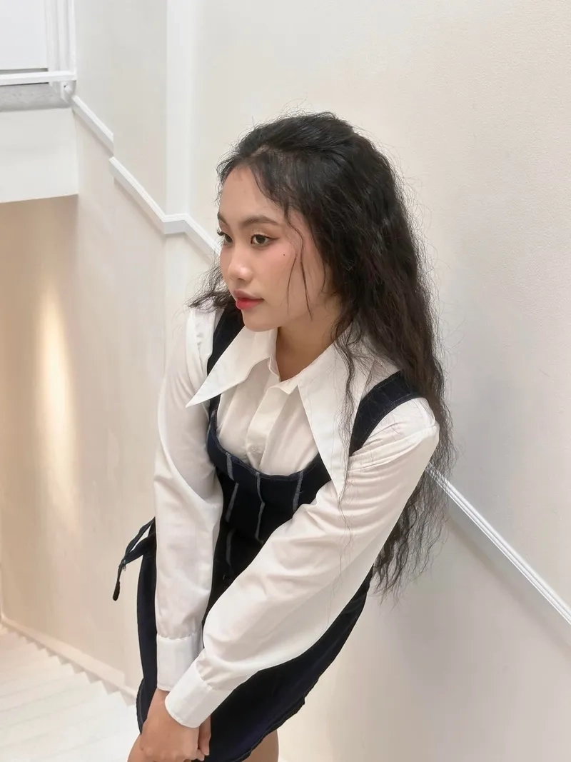 Phương Mỹ Chi chiều cao cân nặng tỷ lệ vàng gây ấn tượng