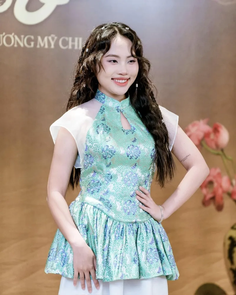 Các bài hát trong Phương Mỹ Chi luôn mang đậm hồn Việt