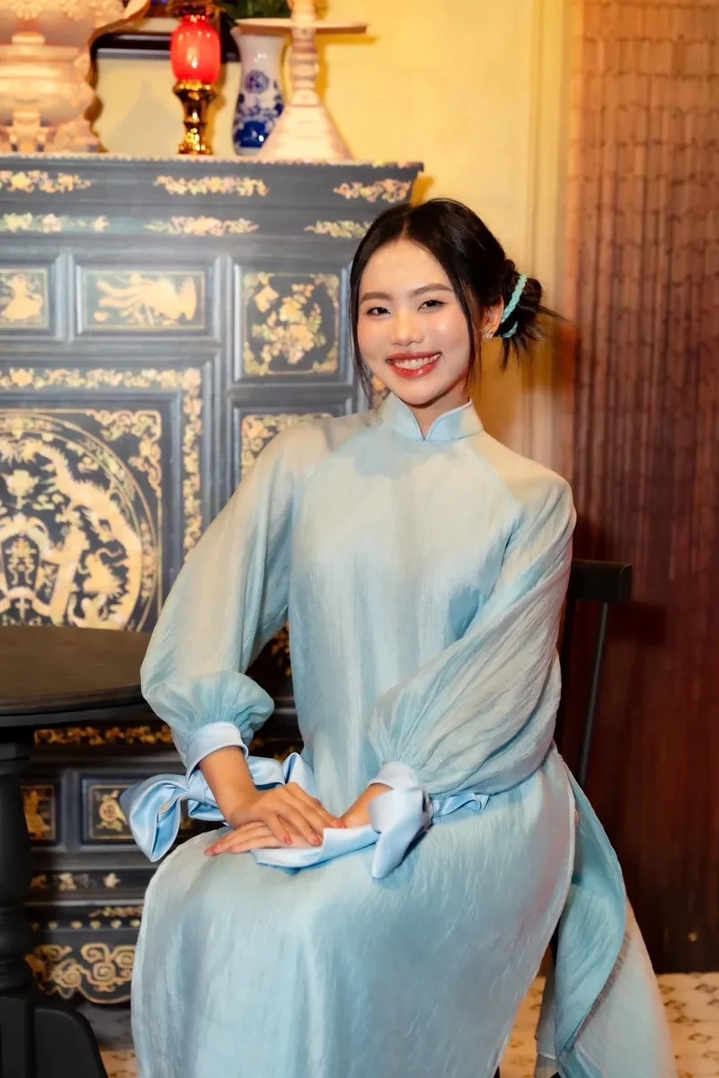 Hình ảnh Phương Mỹ Chi lung linh trong từng khoảnh khắc