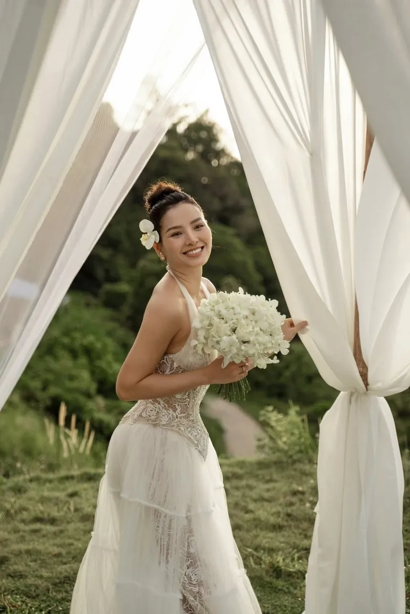 Lời Phương Trinh Jolie xin lỗi qua ảnh chân thành nhất