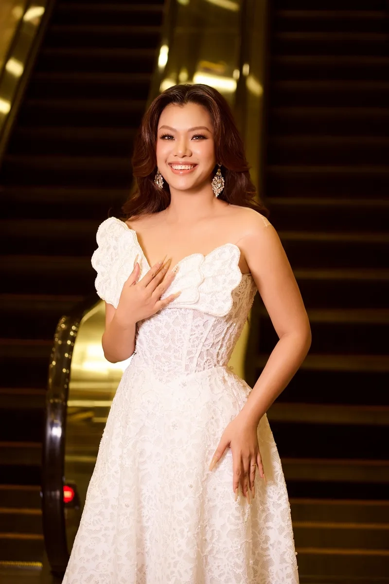 Em Biết Phương Vy với giai điệu tình yêu ngọt ngào