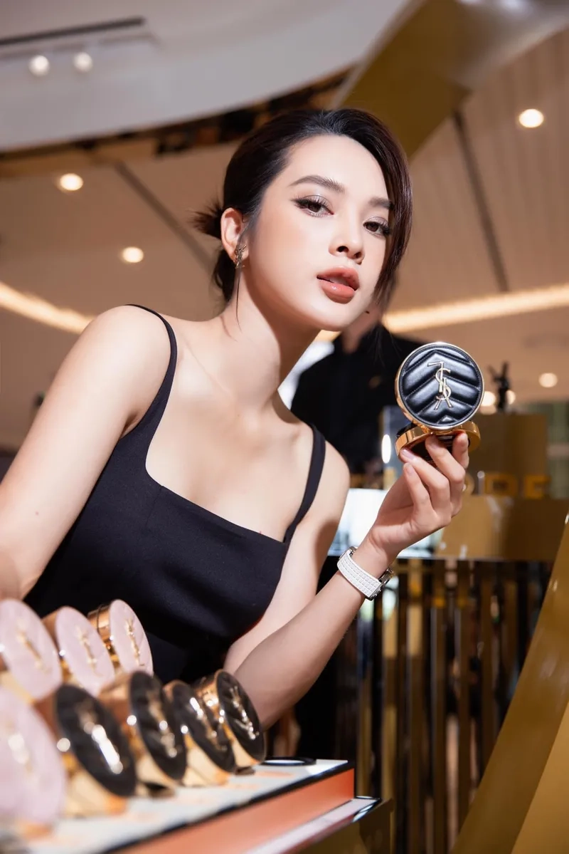 Quỳnh Lương Đừng Làm Mẹ Cáu vai Vy nàng dâu hào môn