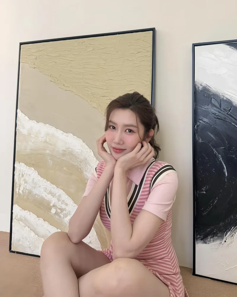Thuý Ngân chiều cao và vóc dáng lý tưởng của diễn viên tài năng