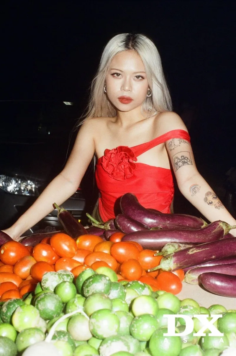 Hát theo Ai Mà Biết Được feat Tlinh lyrics đầy cảm xúc