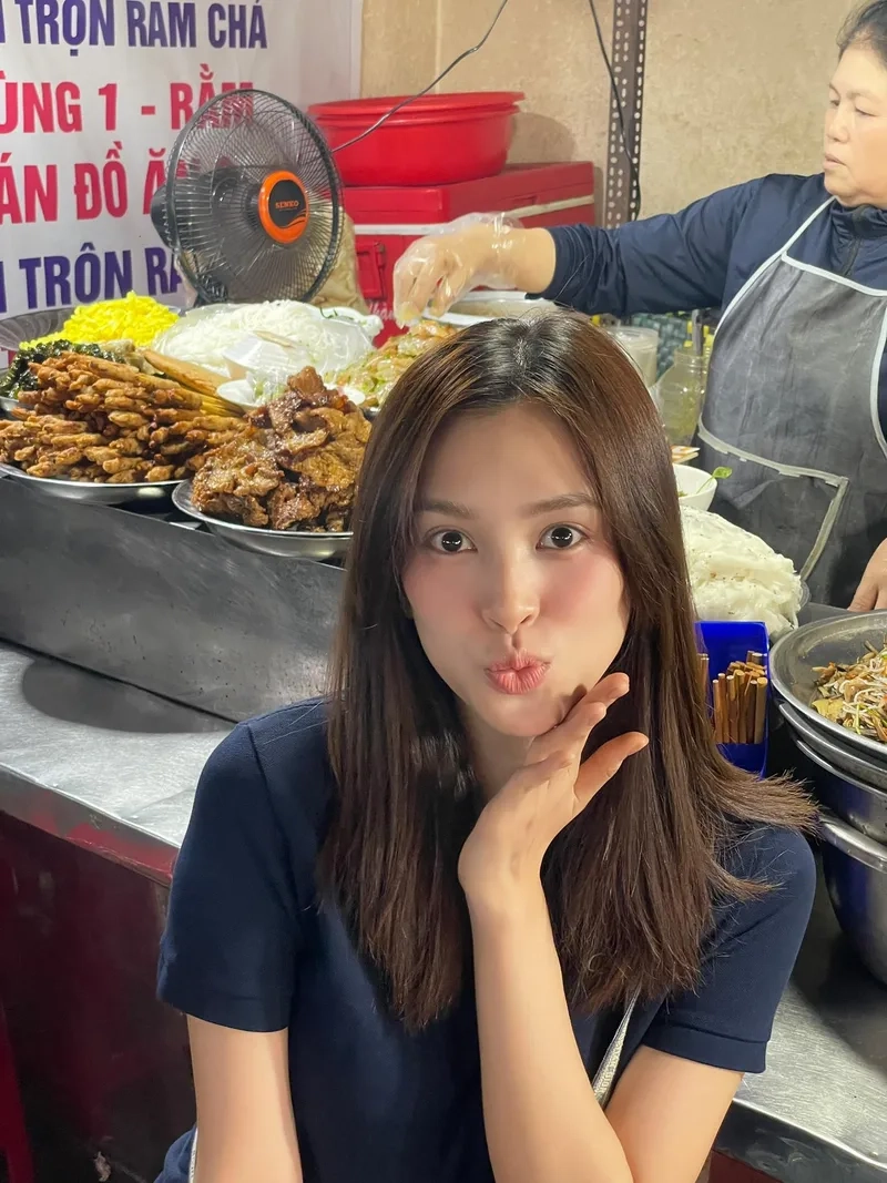 Trần Tiểu Vy bao nhiêu tuổi thông tin tuổi tác