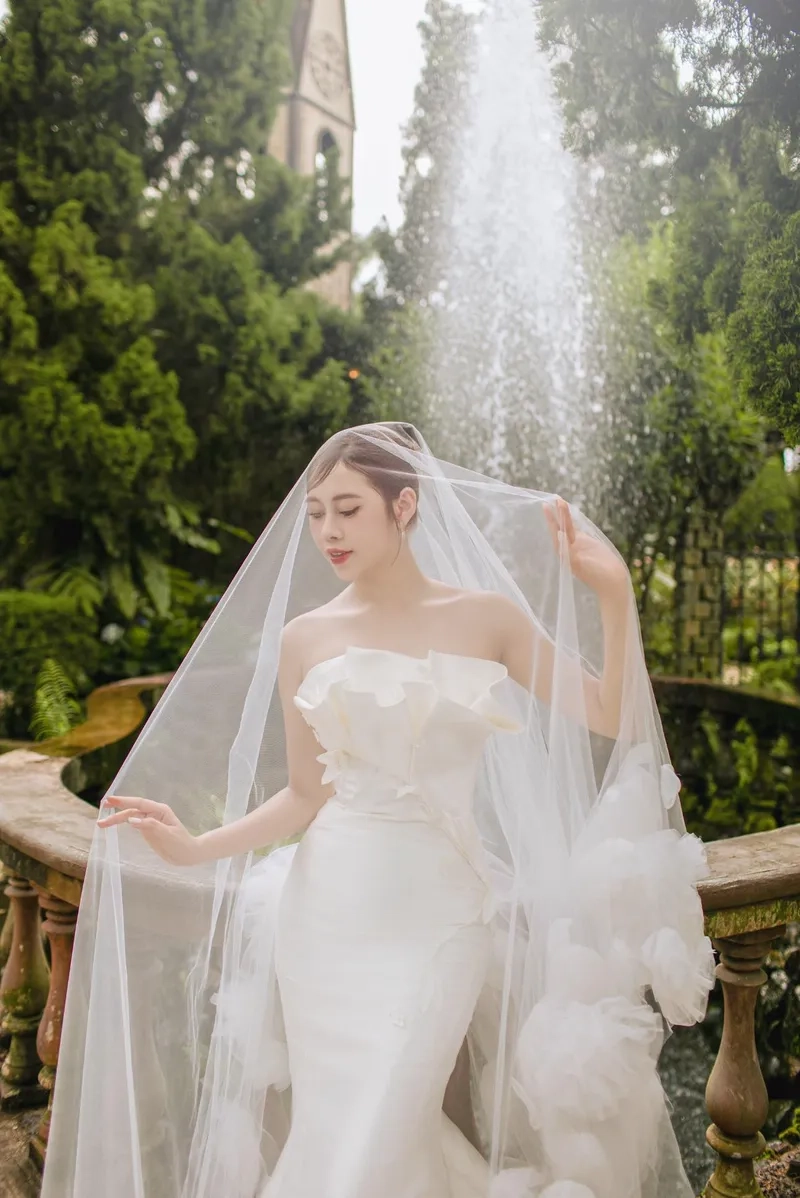 Việt Phương Thoa makeup cuốn hút qua ảnh phong cách đẹp