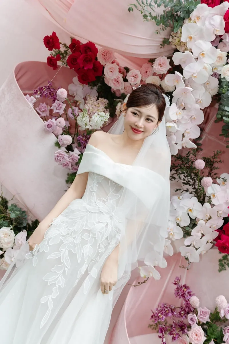 Phim Việt Phương Thoa ấn tượng qua ảnh hậu trường phim