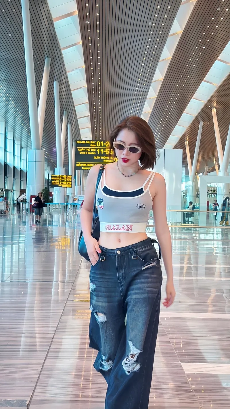 Việt Phương Thoa cung gì qua ảnh phong cách Song Tử