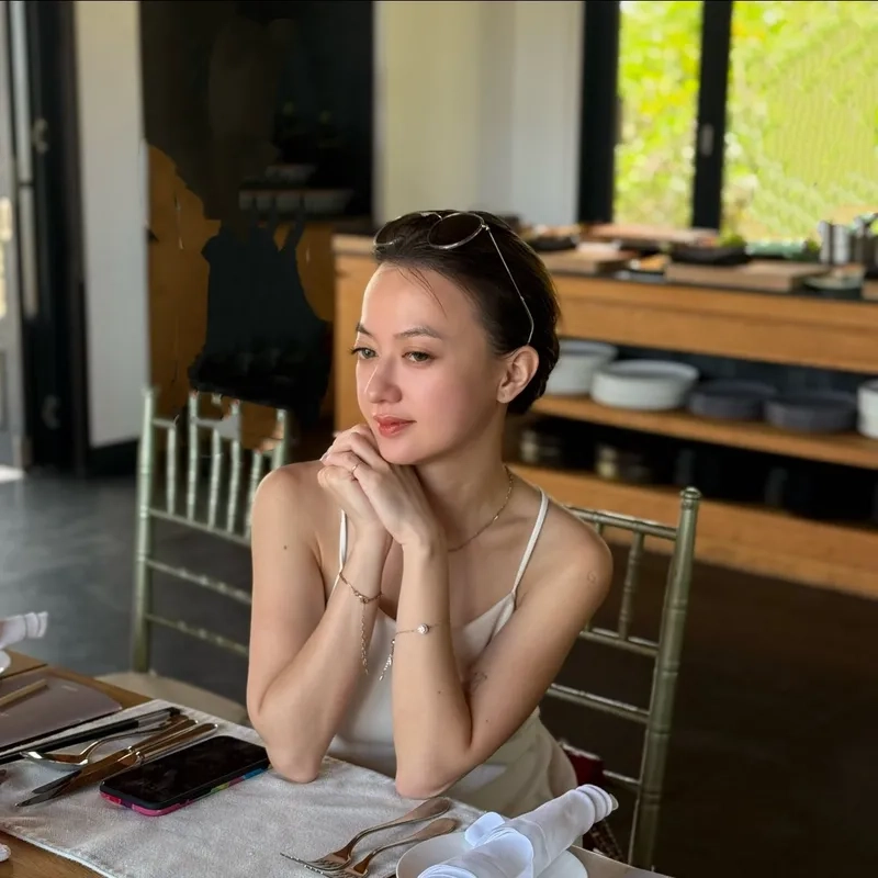 Xem Xuân Nghi Chị Đẹp đạp gió tỏa sáng trên sân khấu