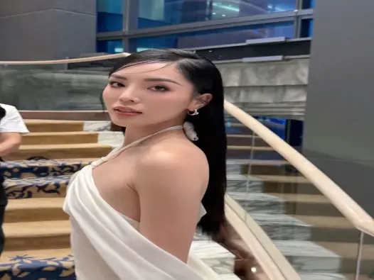 Vẻ đẹp rạng ngời của Nguyễn Cao Kỳ Duyên qua những bức ảnh
