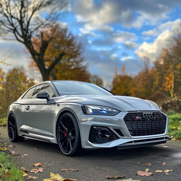 Audi RS5 8